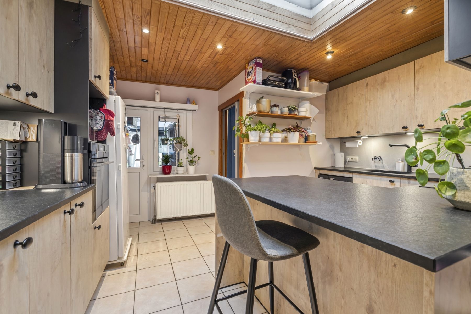 Energiezuinige, gerenoveerde rijwoning met tuin foto 8