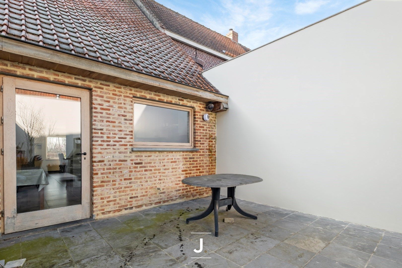 Instapklare en totaal gerenoveerde woning in Sint-Denijs foto 23