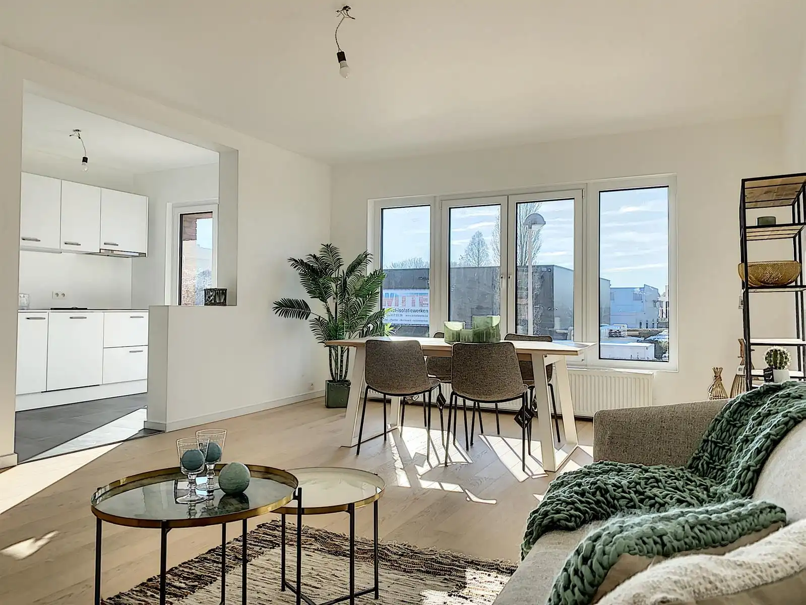 Prachtig vernieuwd appartement in rustige straat met ideale verbinding A12-E19 foto 13