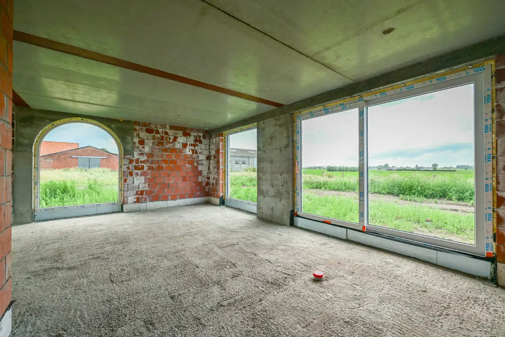Nieuwbouwwoning met 3 slaapkamers (4 mogelijk) met landelijk uitzicht  foto 4