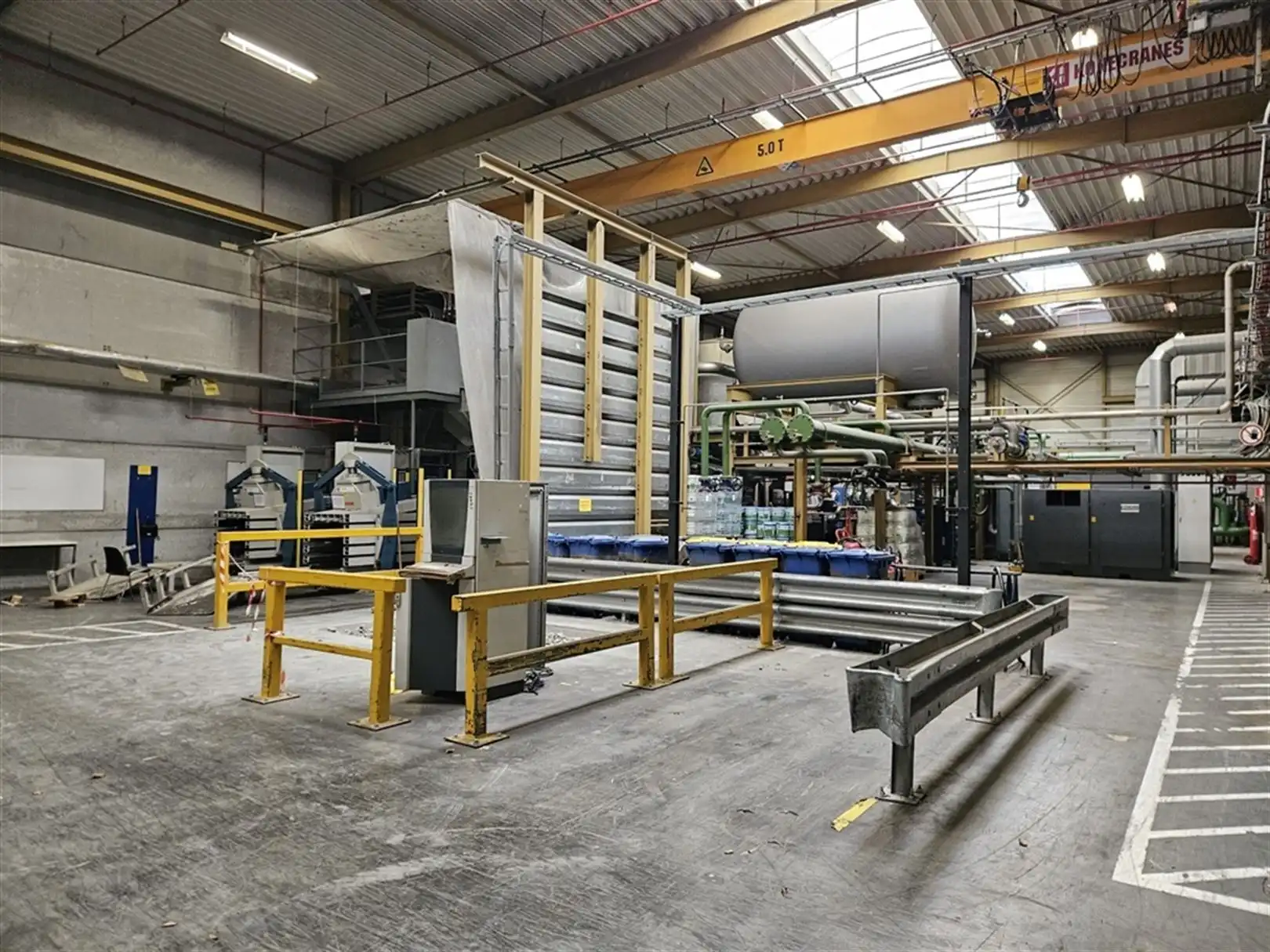 Fabrieksgebouw te Komen foto 25