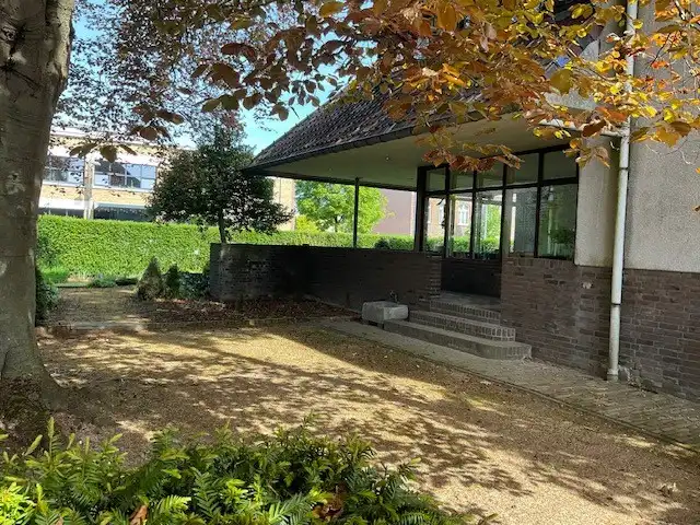 Interbellum villa in Bree centrum foto 47