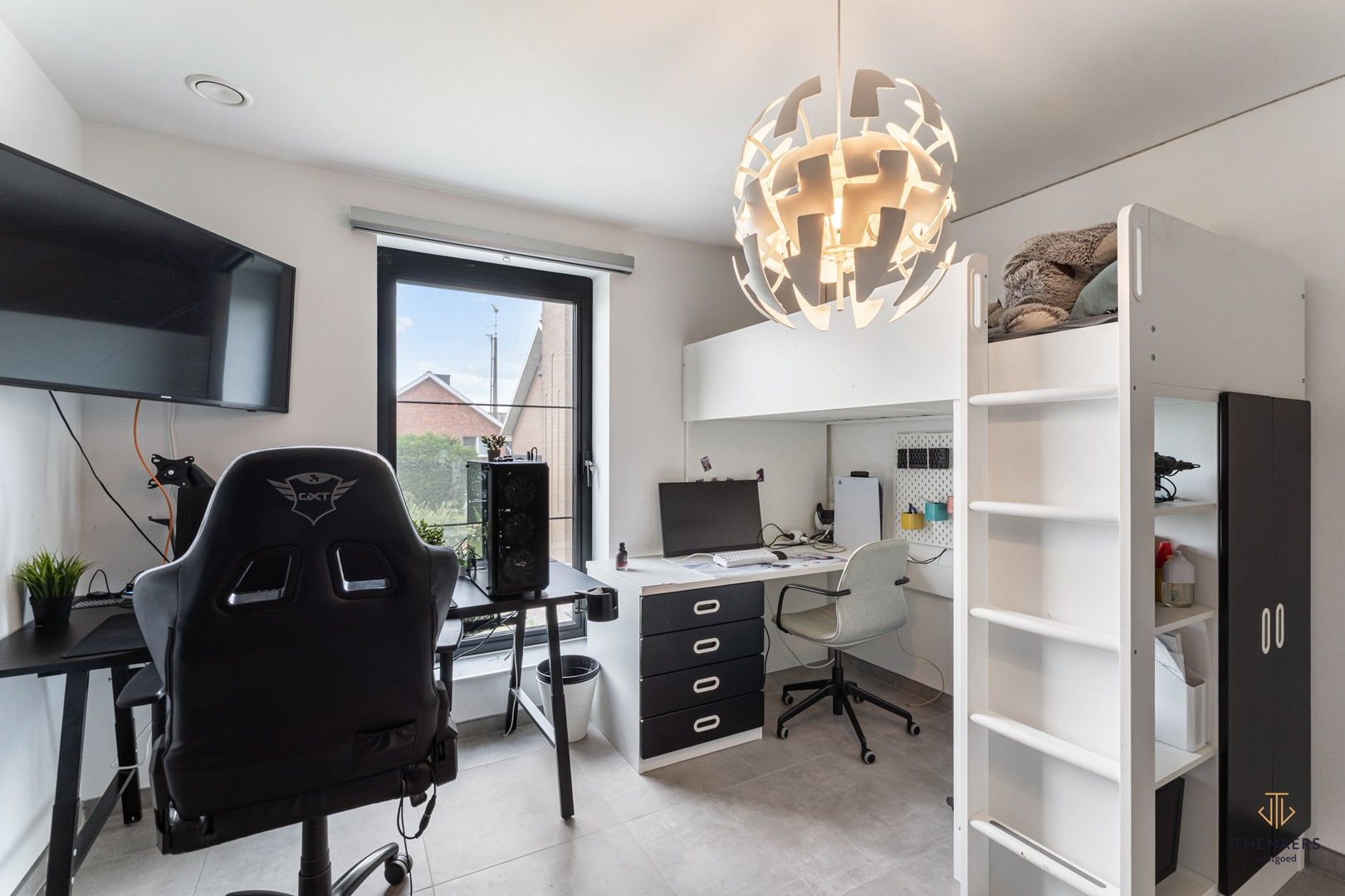 RECENTE MODERNE WONING MET ZWEMBAD & OPTIONEEL AAN TE KOPEN WEIDE VAN 1HA. foto 20