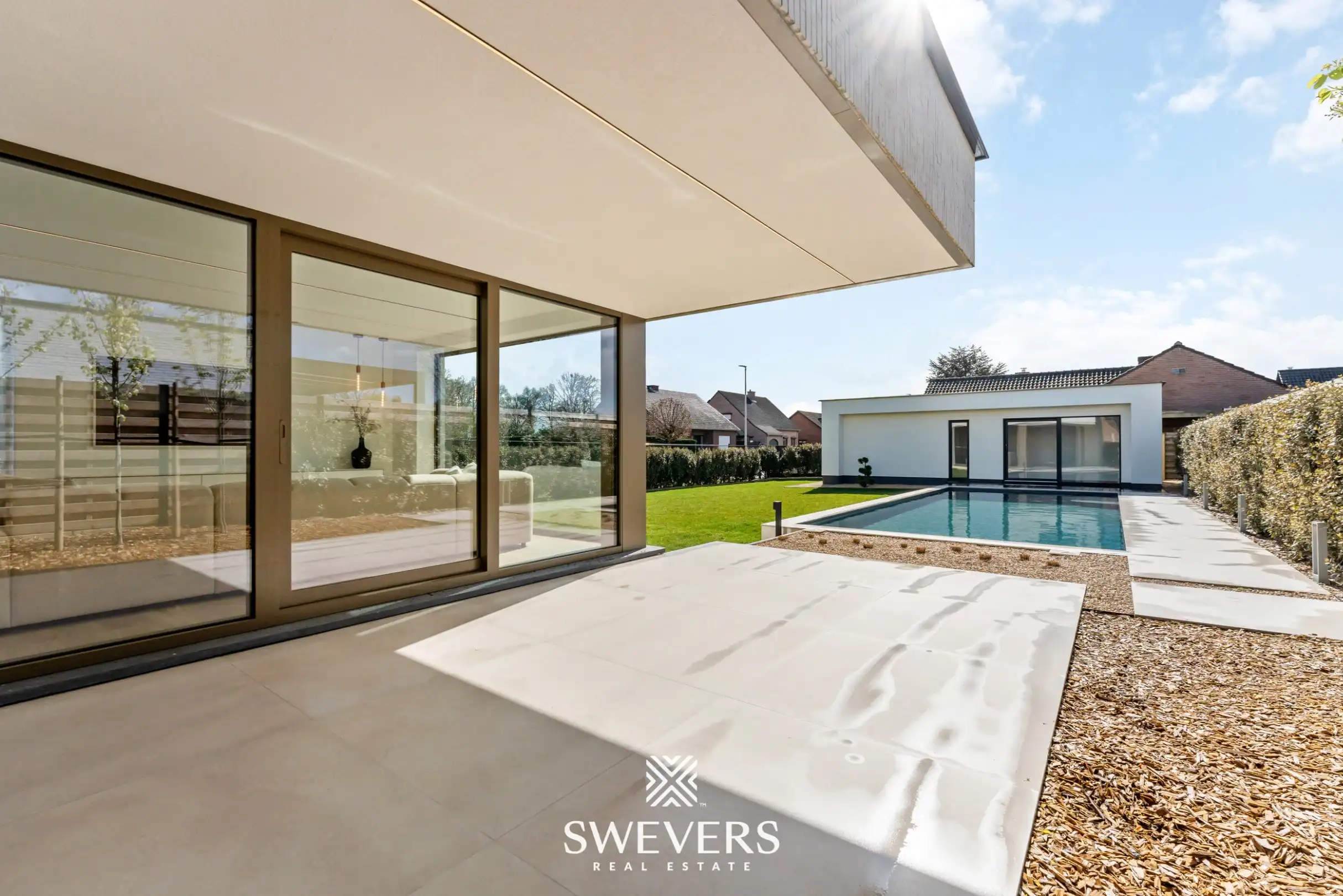 Moderne architectenwoning met hoogwaardige afwerking en zwembad in Paal foto 29