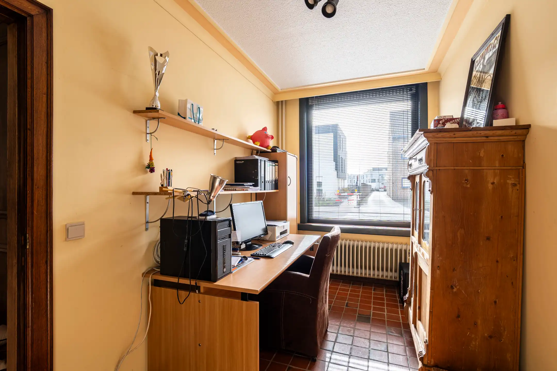 Handelswoning in centrum Weelde op 1.090 m² grond foto 7