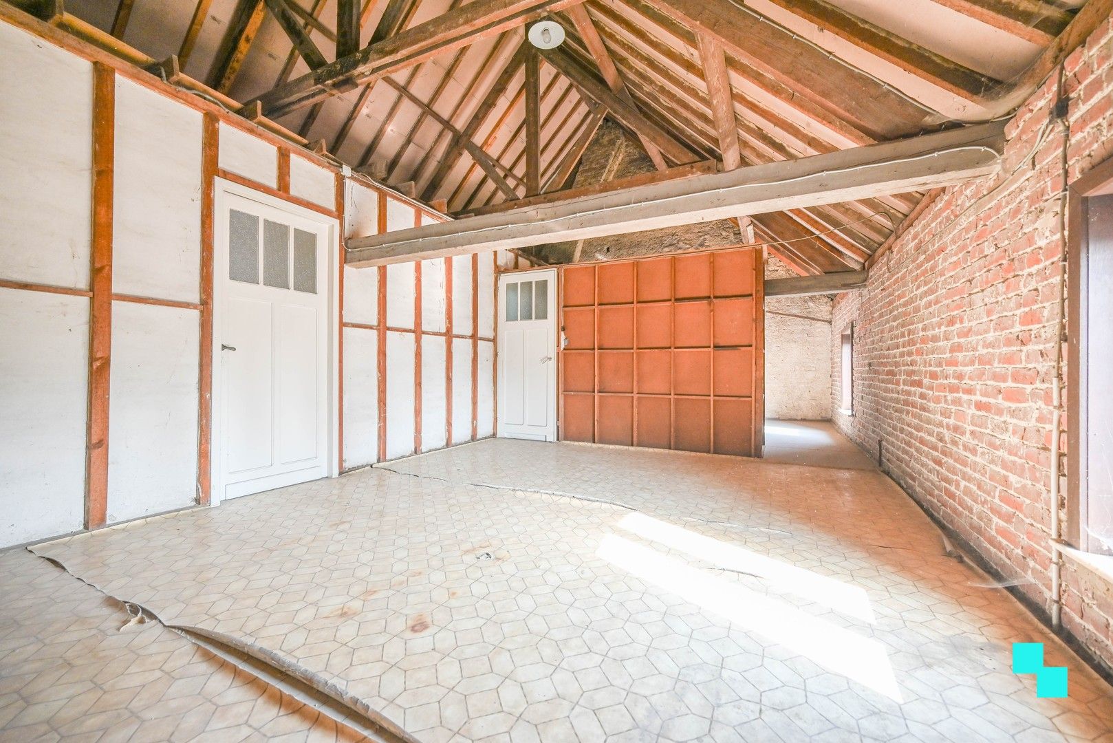 Woning met bijhorende schuur/loods op ruim perceel in Desselgem foto 27