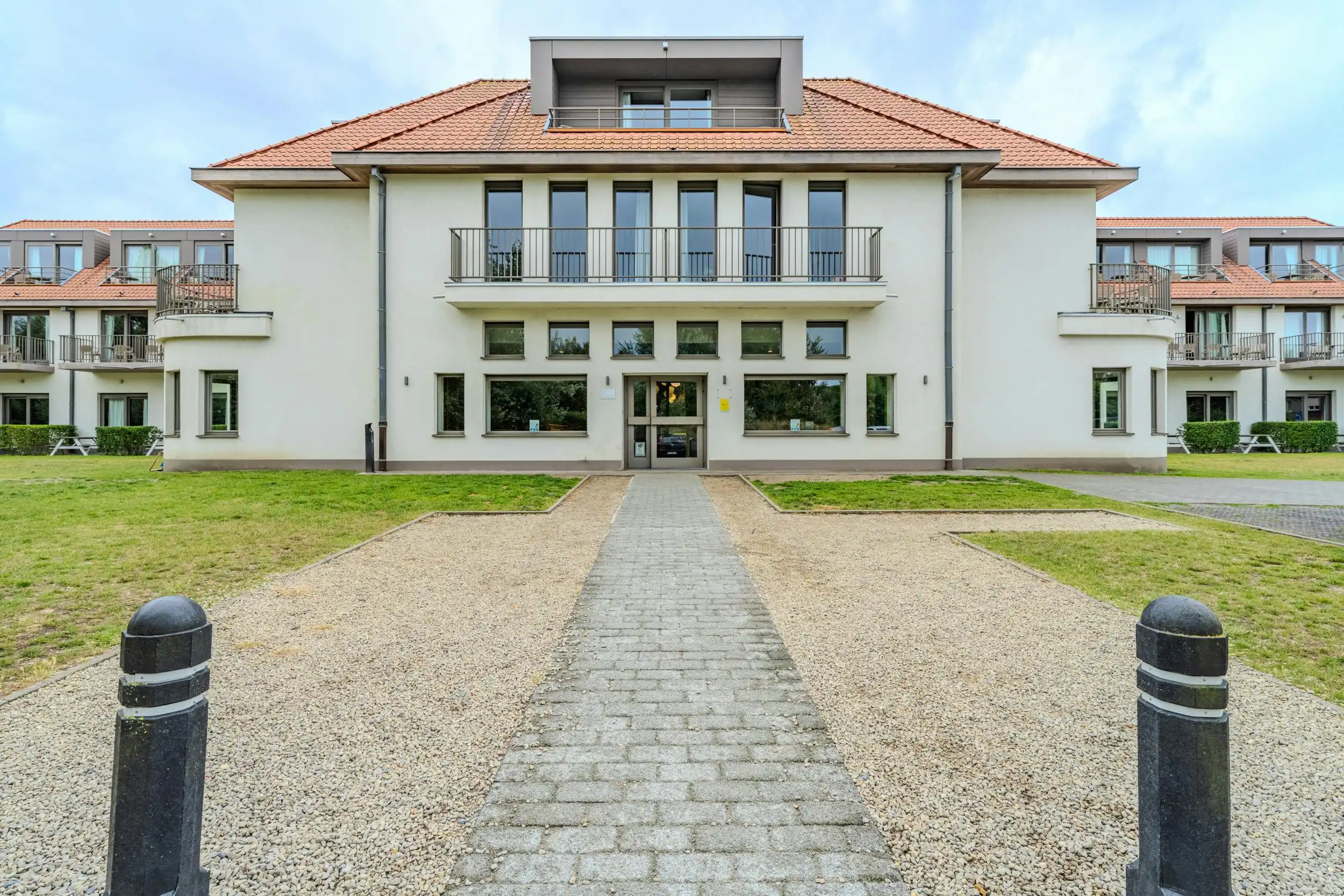 Instapklare studio te koop op een rustig domein te Westende! foto 5