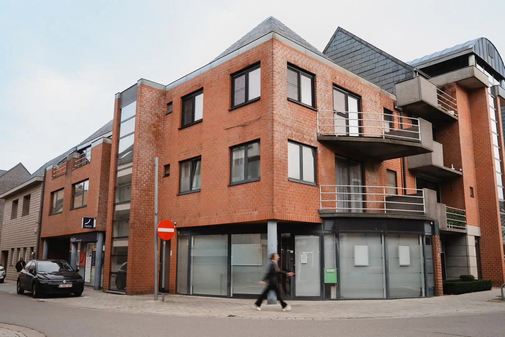 1-kamerappartement met terras in hartje van Bornem. foto {{pictureIndex}}