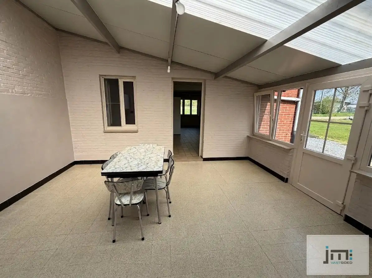 Rustig gelegen halfopen woning foto 5