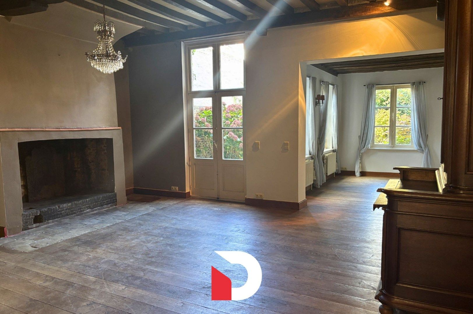 Woning in centrum Brugge met 4 slaapkamers en een gezellige stadstuin foto 5