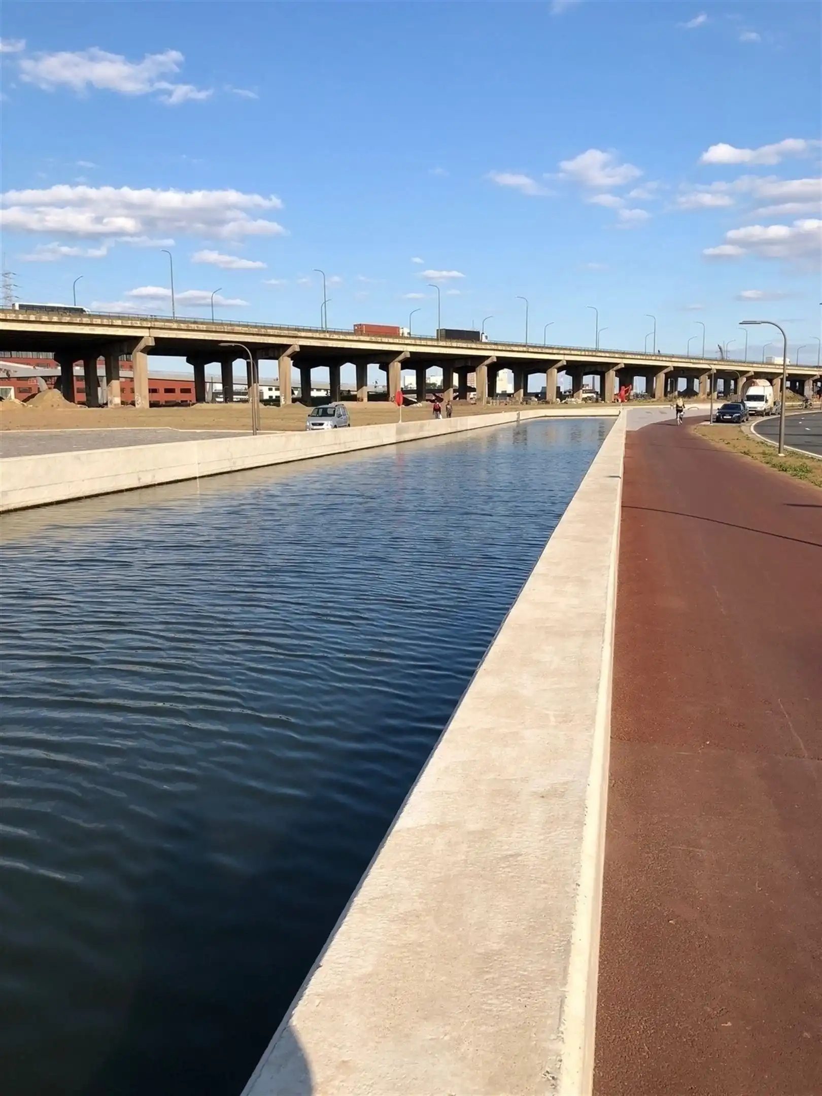 Instapklaar appartement aan de IJzerlaan foto 9