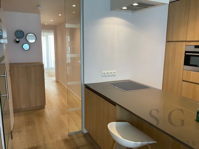 Stijlvol en elegant appartement op toplocatie in Knokke – vlak bij de Zeedijk en het Rubensplein foto 10