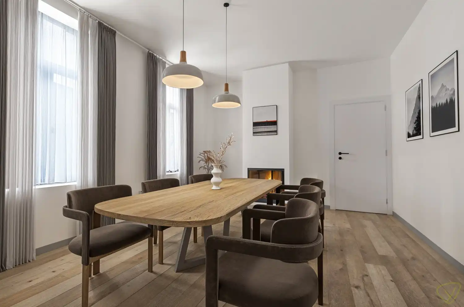 Statige woningen te koop in de Boelare, nabij het Cultuurcentrum. foto 12