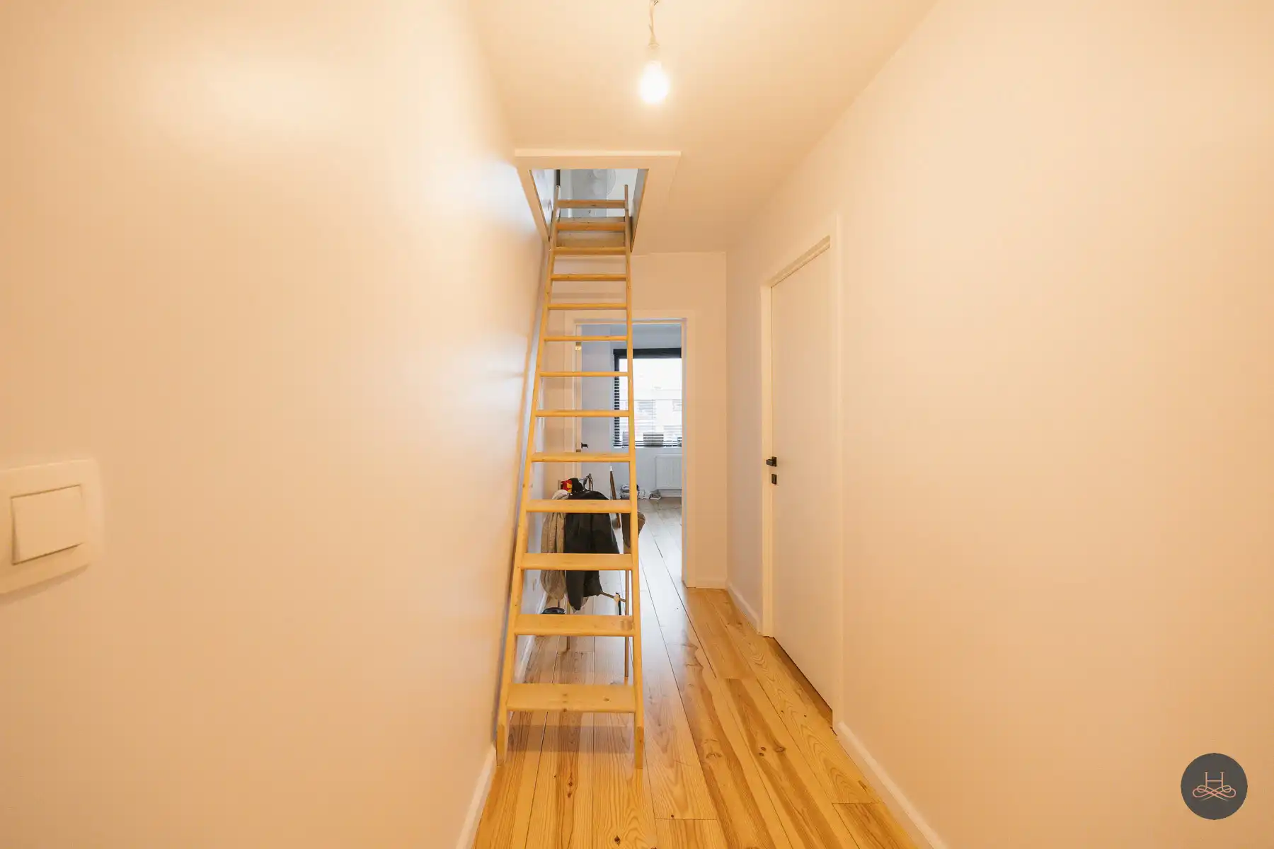 Gerenoveerde en energiezuinige woning met tuin en terrassen foto 20