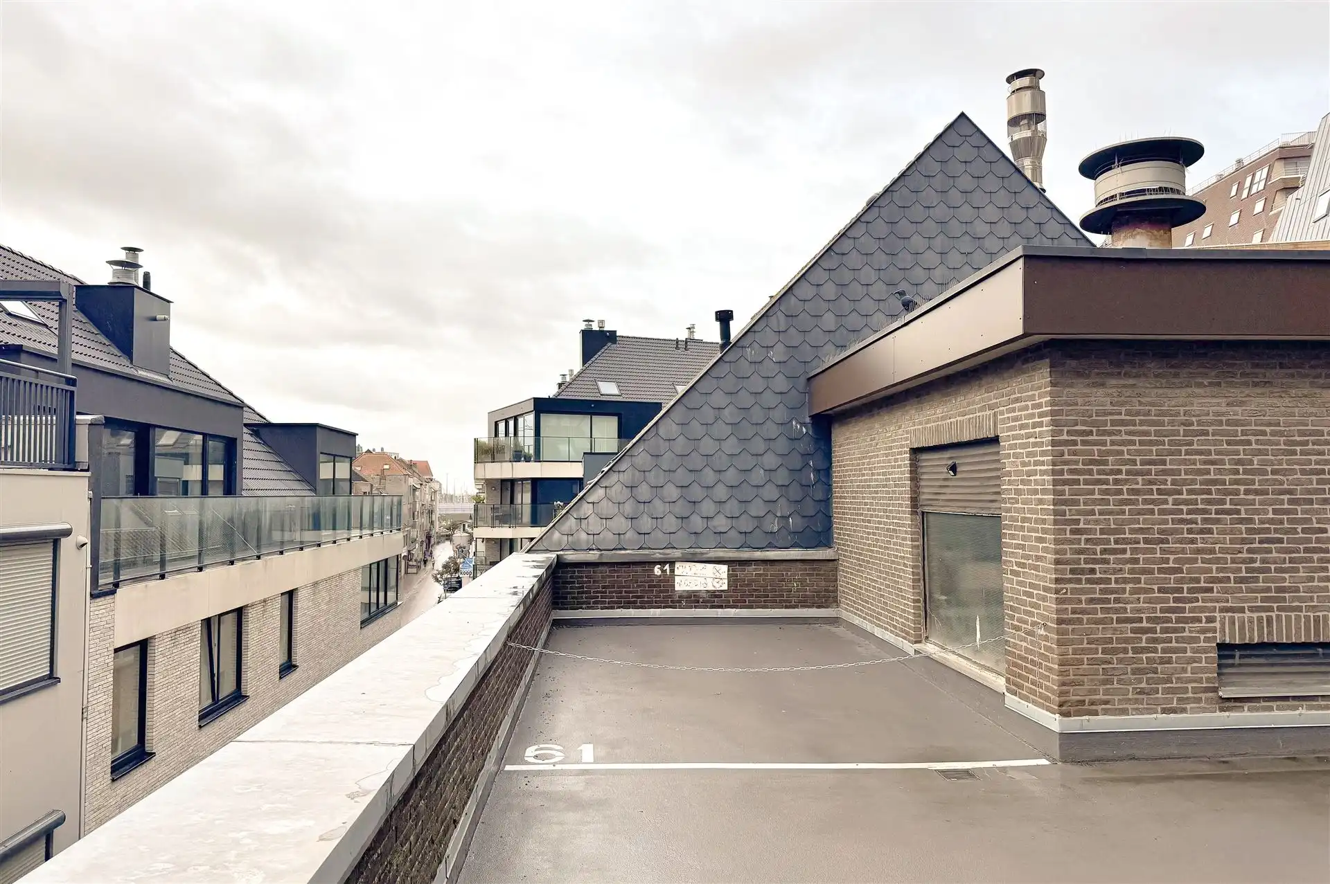 Privatieve parkeerplaats vlak bij zee in Blankenberge foto 3