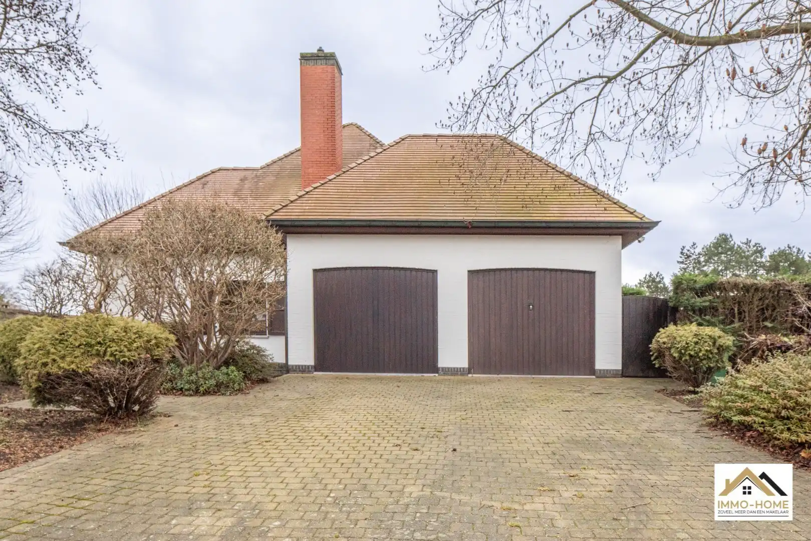 Stijlvolle en ruime villa op toplocatie te Merelbeke  foto 2