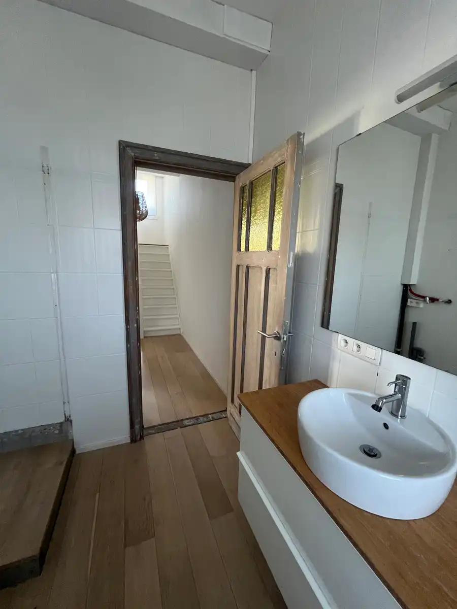 Charmant duplex-appartement met 2 slaapkamers en tuin in hartje Merksplas. foto 8