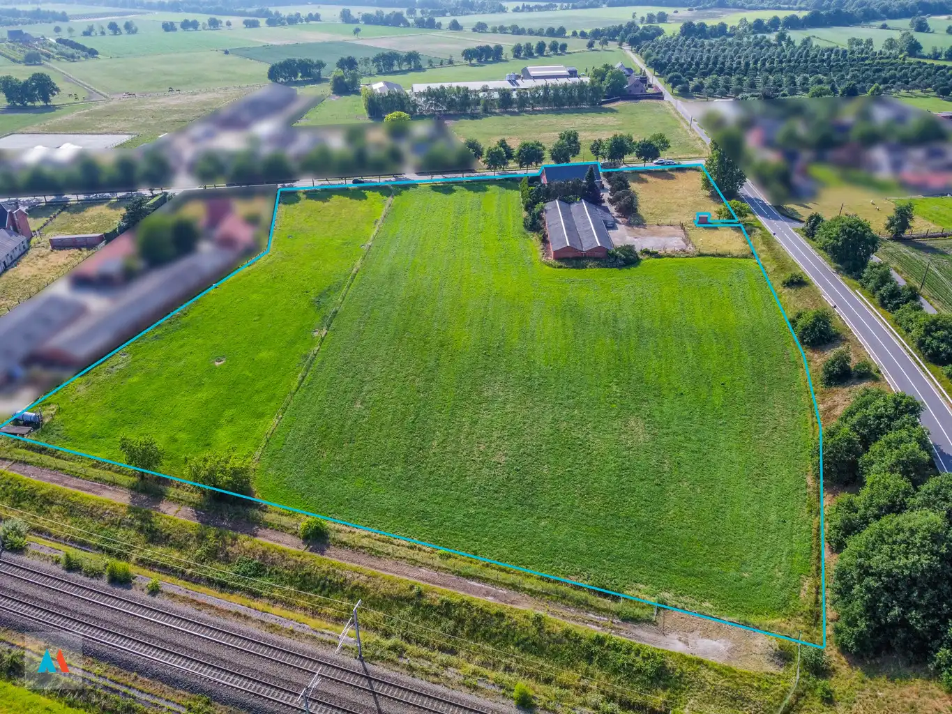 Vrijstaande woning met stal  foto 21