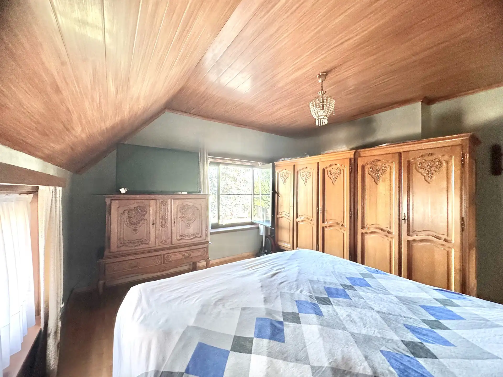 HALFOPEN WONING | 2 KAMERS |TERRAS | GARAGE | 208 M² foto 24