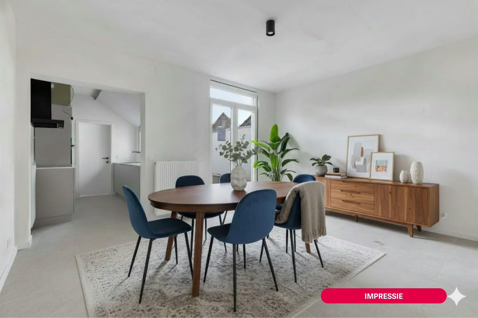 Gerenoveerd huis met 3 slaapkamers in Assebroek foto 2