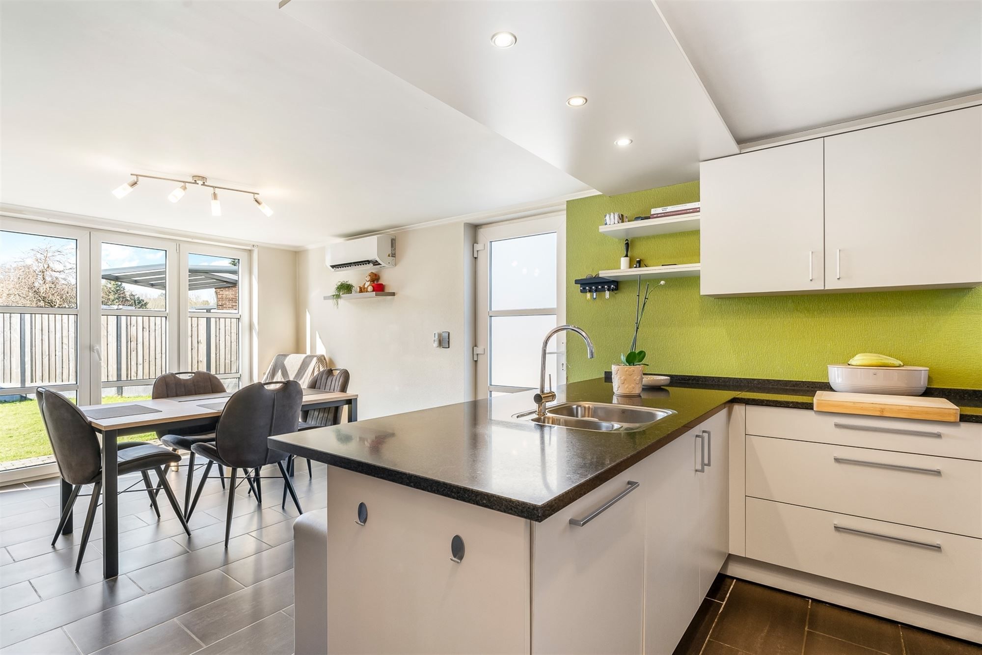 KNAPPE WONING OP MOOIE LIGGING! foto 12