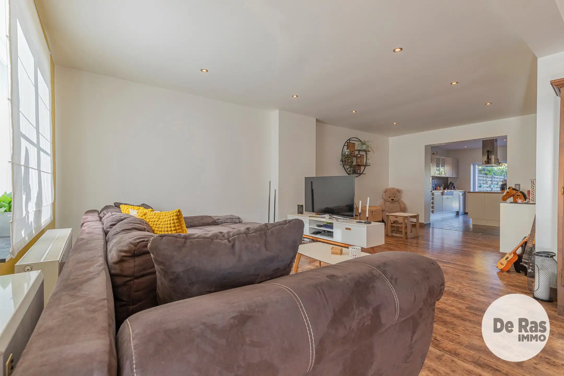 HAALTERT- Karaktervolle woning met 4 slpk. en prachtige tuin foto 8