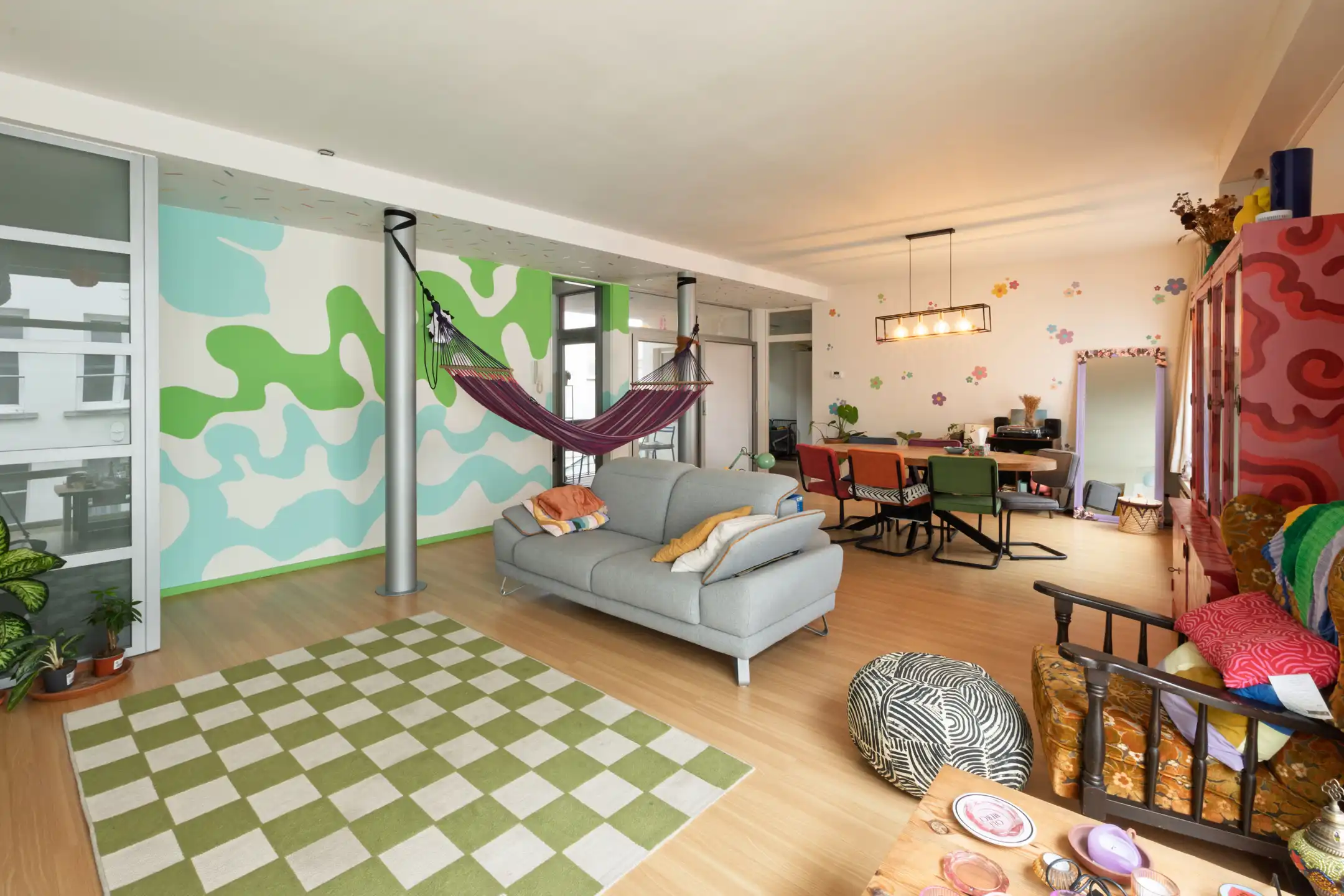 ANTWERPEN CENTRUM - Ruim 2 slaapkamer appartement foto 2