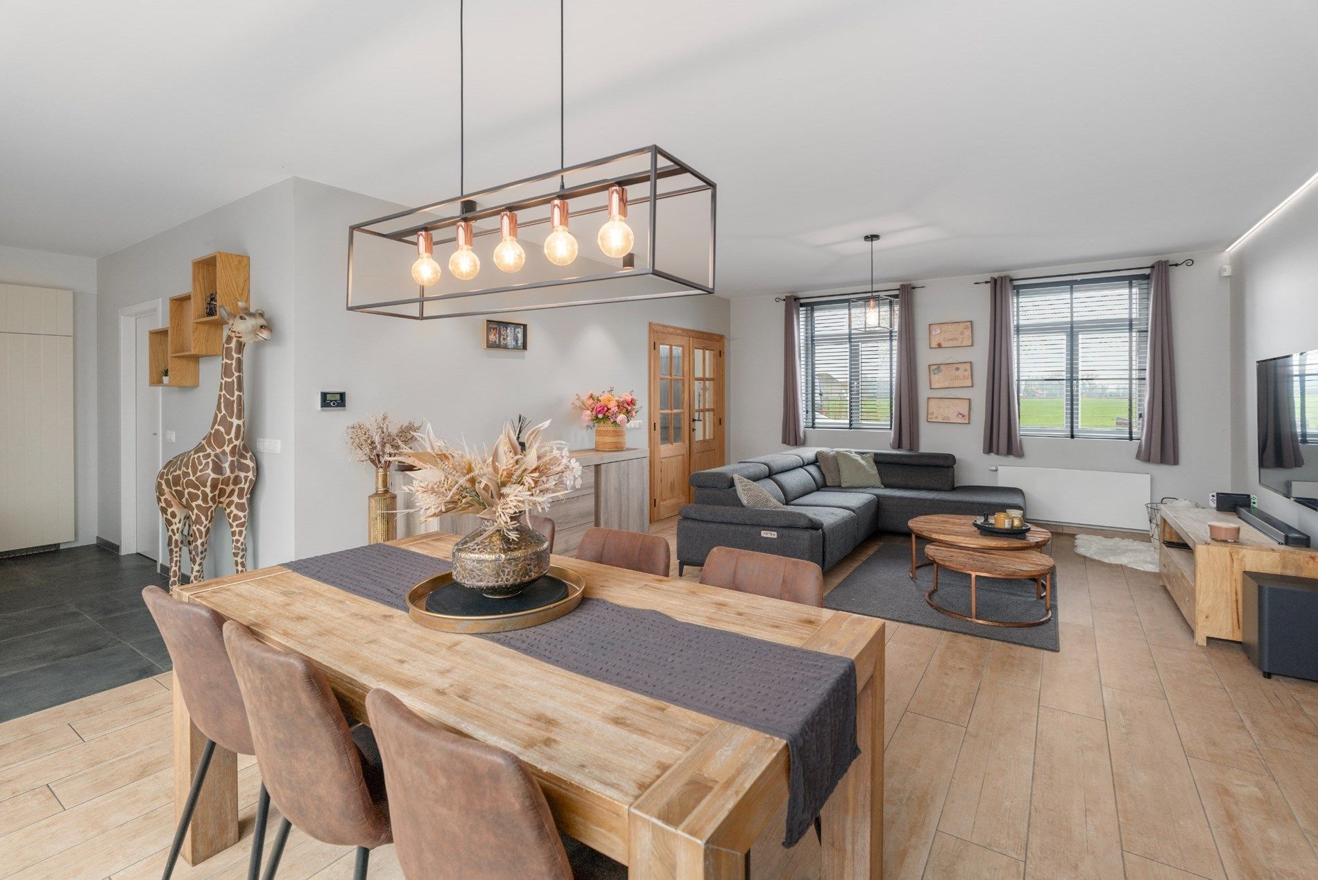 Grote en energiezuinige woning te Lissewege foto 7