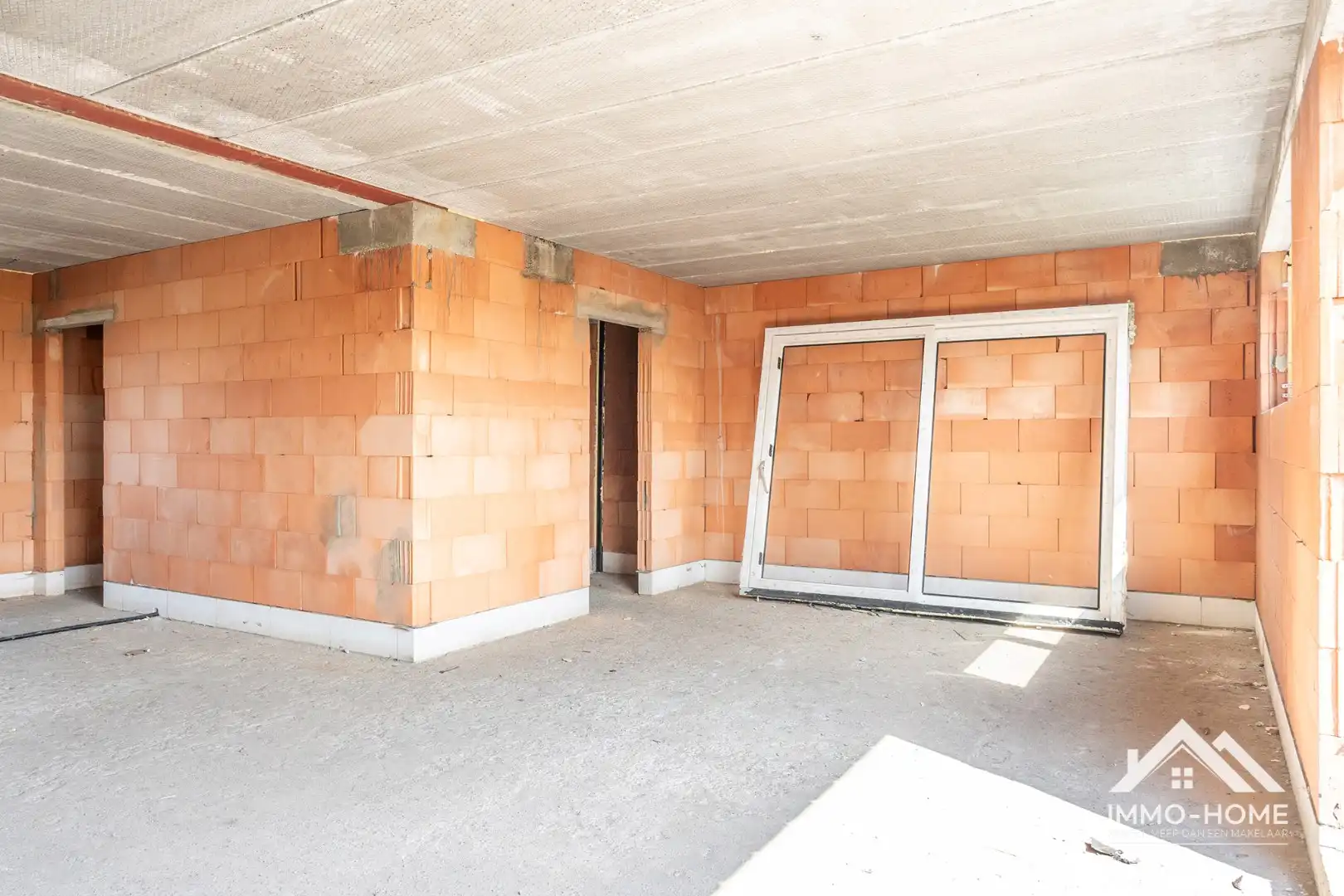 HOB casco woning met héél veel potentieel foto 9