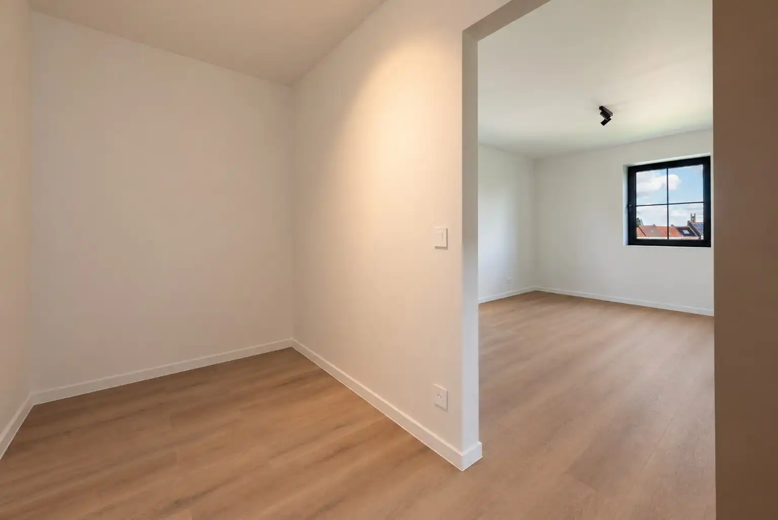 Karaktervolle nieuwbouwvilla met uitzonderlijke ruimte en verfijnde afwerking. foto 13