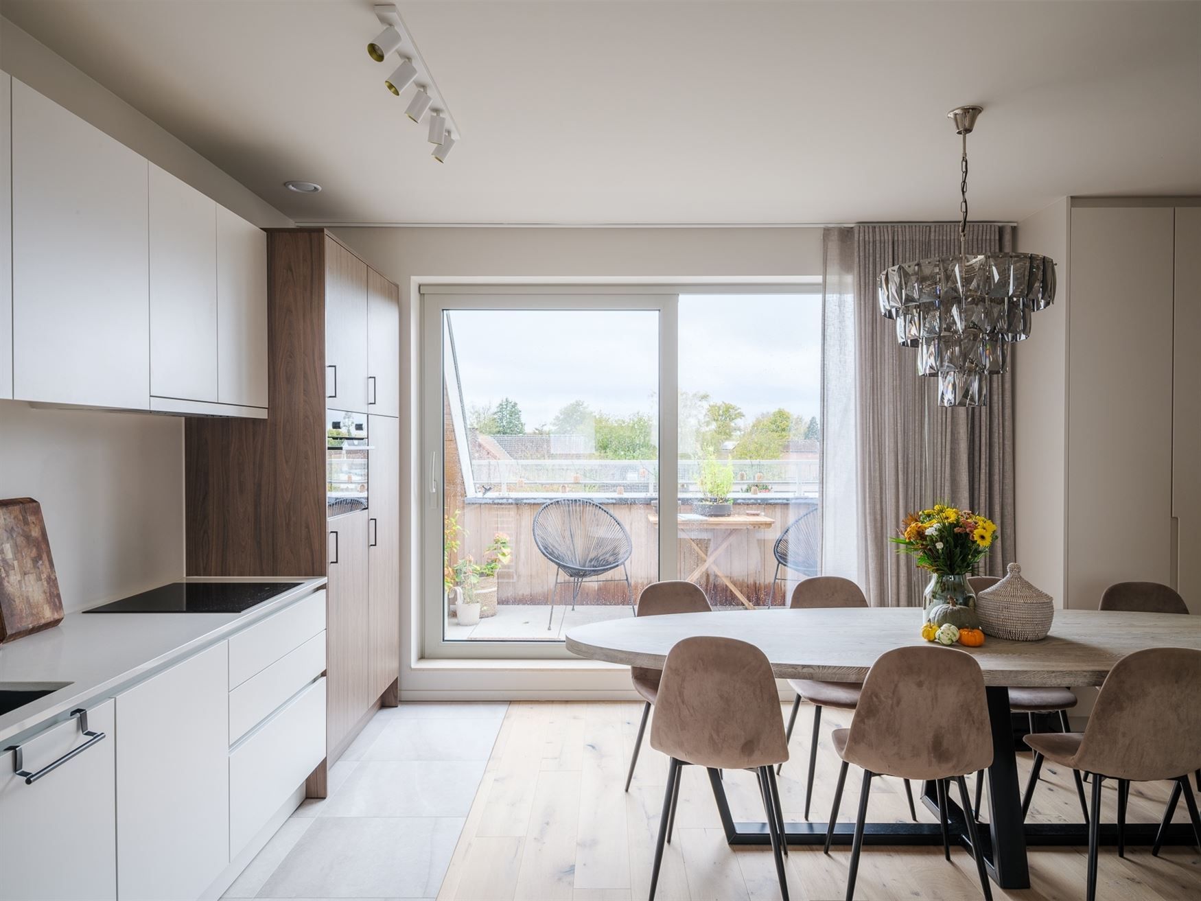 Energiezuinig, instapklaar appartement met terras. foto 3