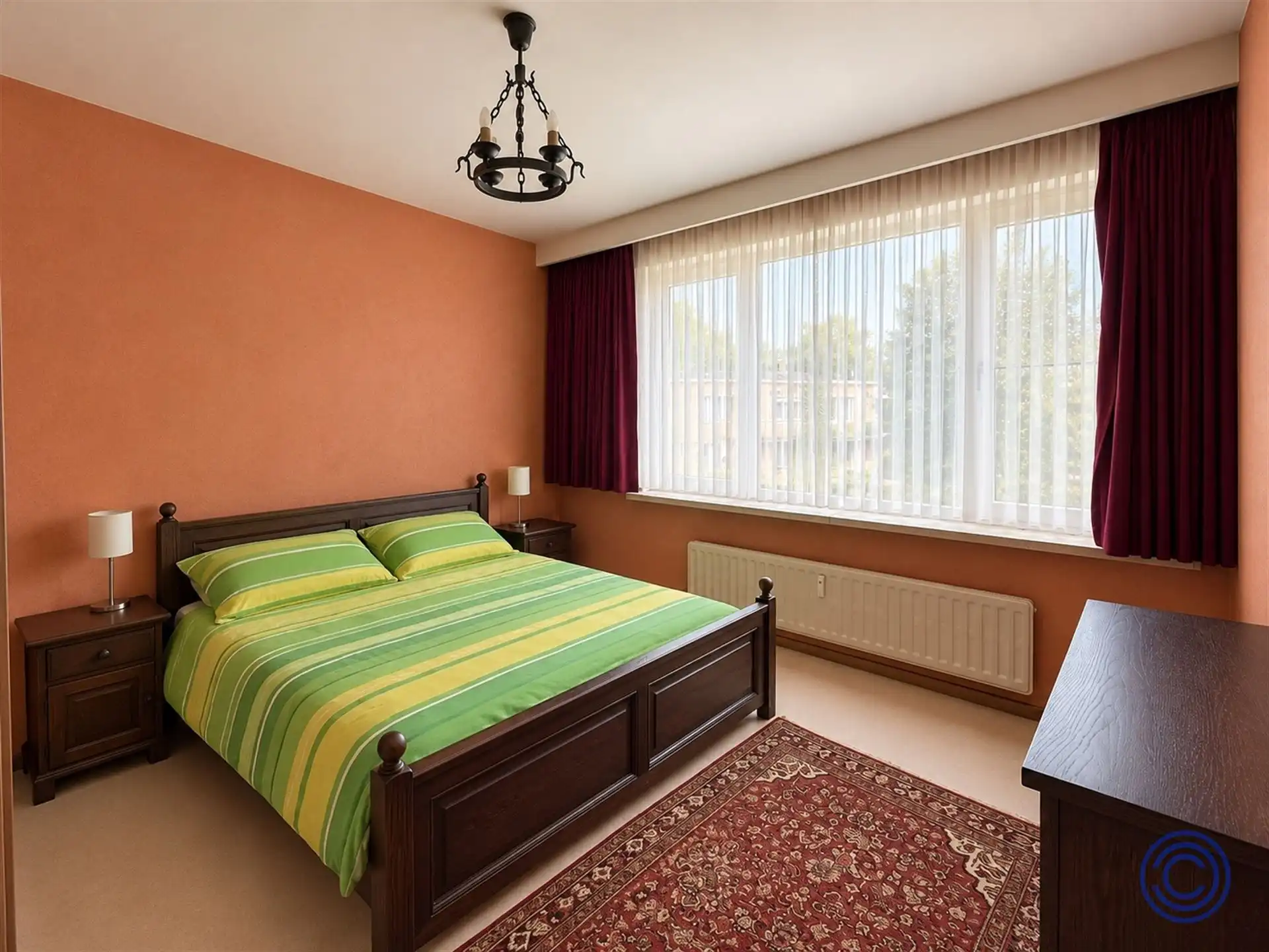Op te frissen 2-slpk appartement met terras in rustige woonwijk! foto 7