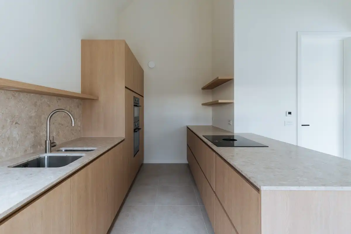 Sfeervol wonen te Brugge in een historisch gebouw foto 5