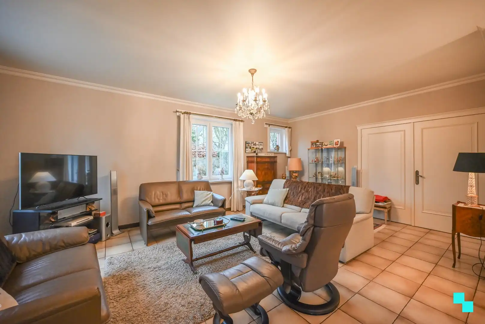 Verrassend ruime woning op een toplocatie in Marke foto 8