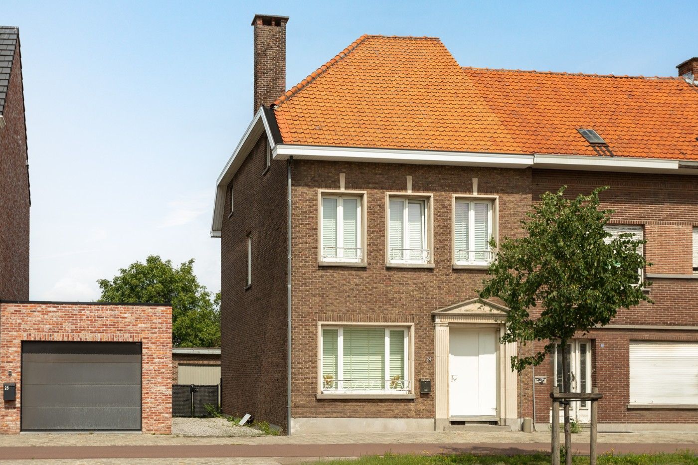 Ruime, instapklare HOB met 3 slpk., garage en tuin foto {{pictureIndex}}