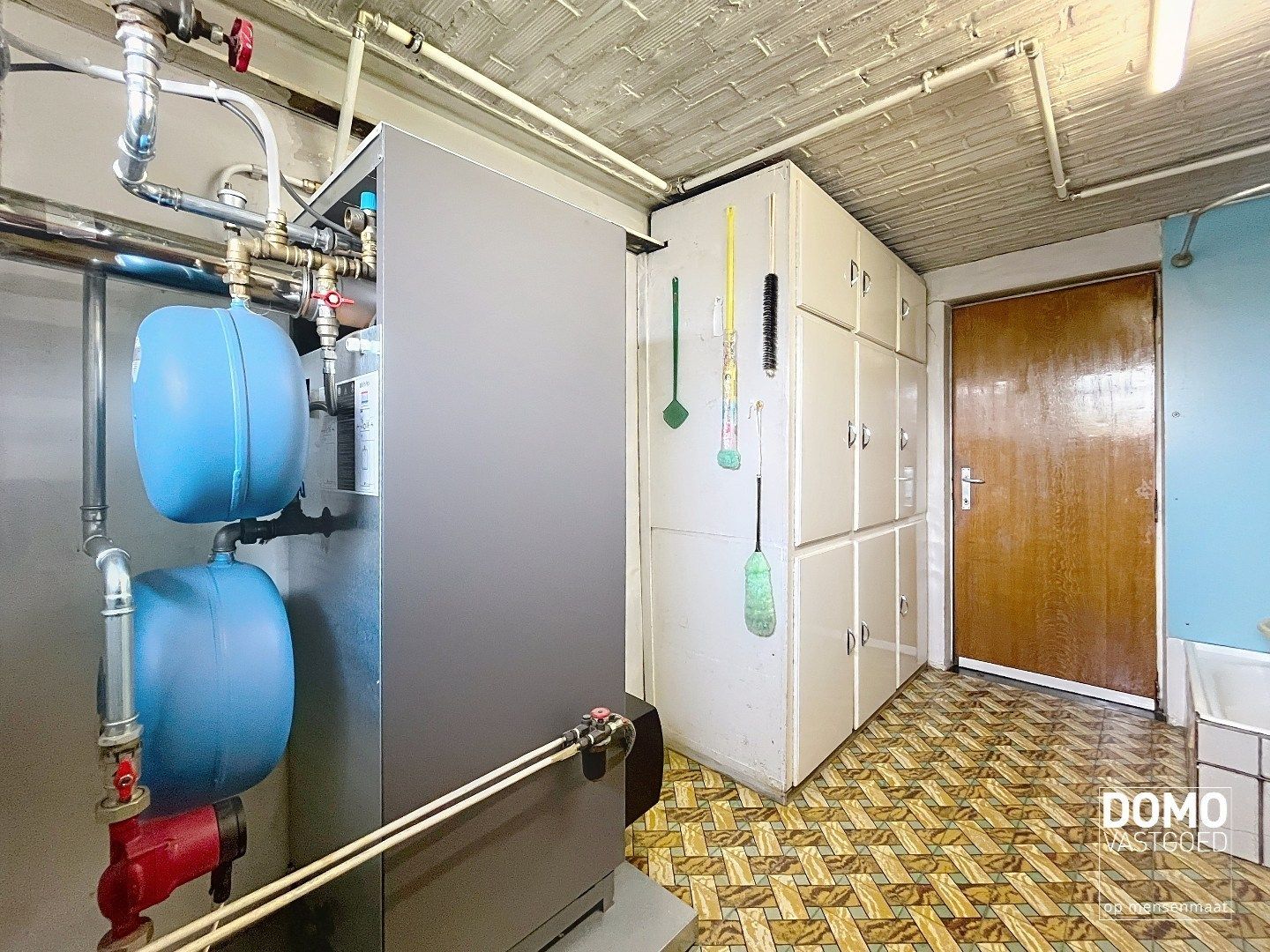 Authentieke open bebouwing met bijgebouwen en potentieel in Tuilt-Kuringen foto 11