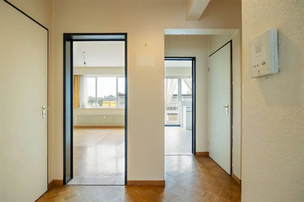 Gelijkvloers appartement met zuidgericht terras. foto 3