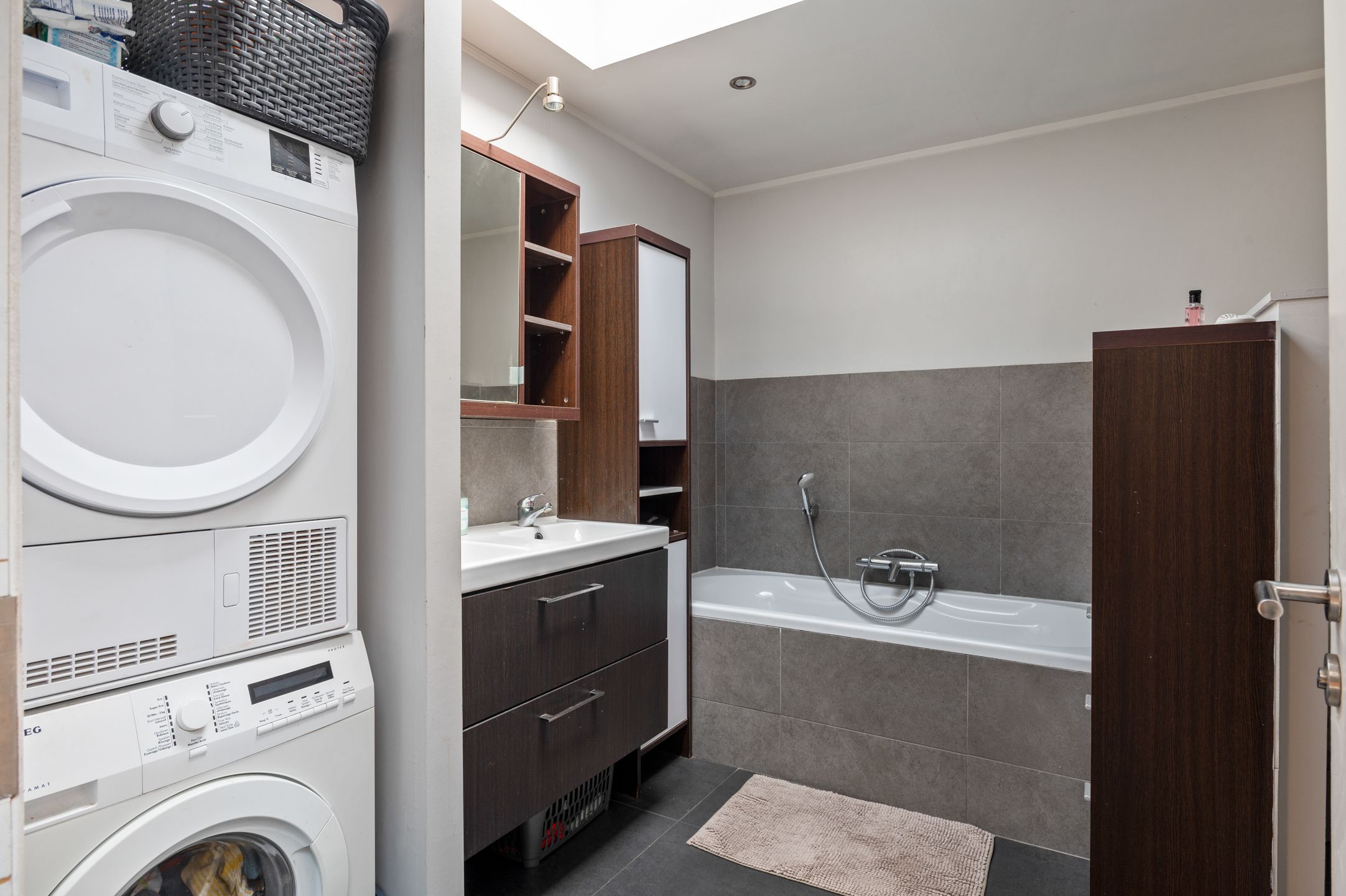 Instapklare woning met leuke tuin en grote garage nabij centrum Kapellen! foto 13
