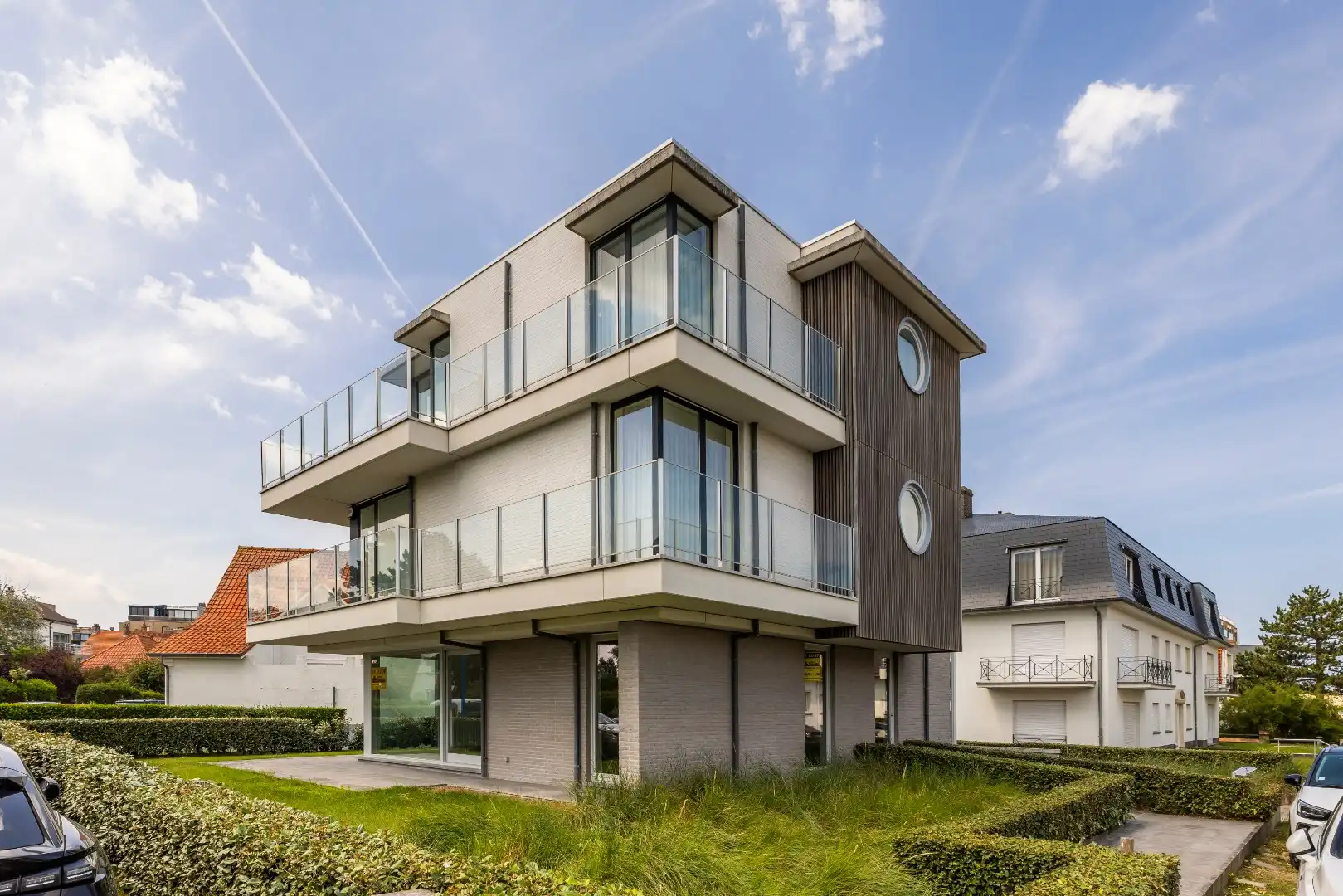 PRACHTIG NIEUWBOUWAPPARTEMENT OP 200 METER VAN DE ZEEDIJK foto 3