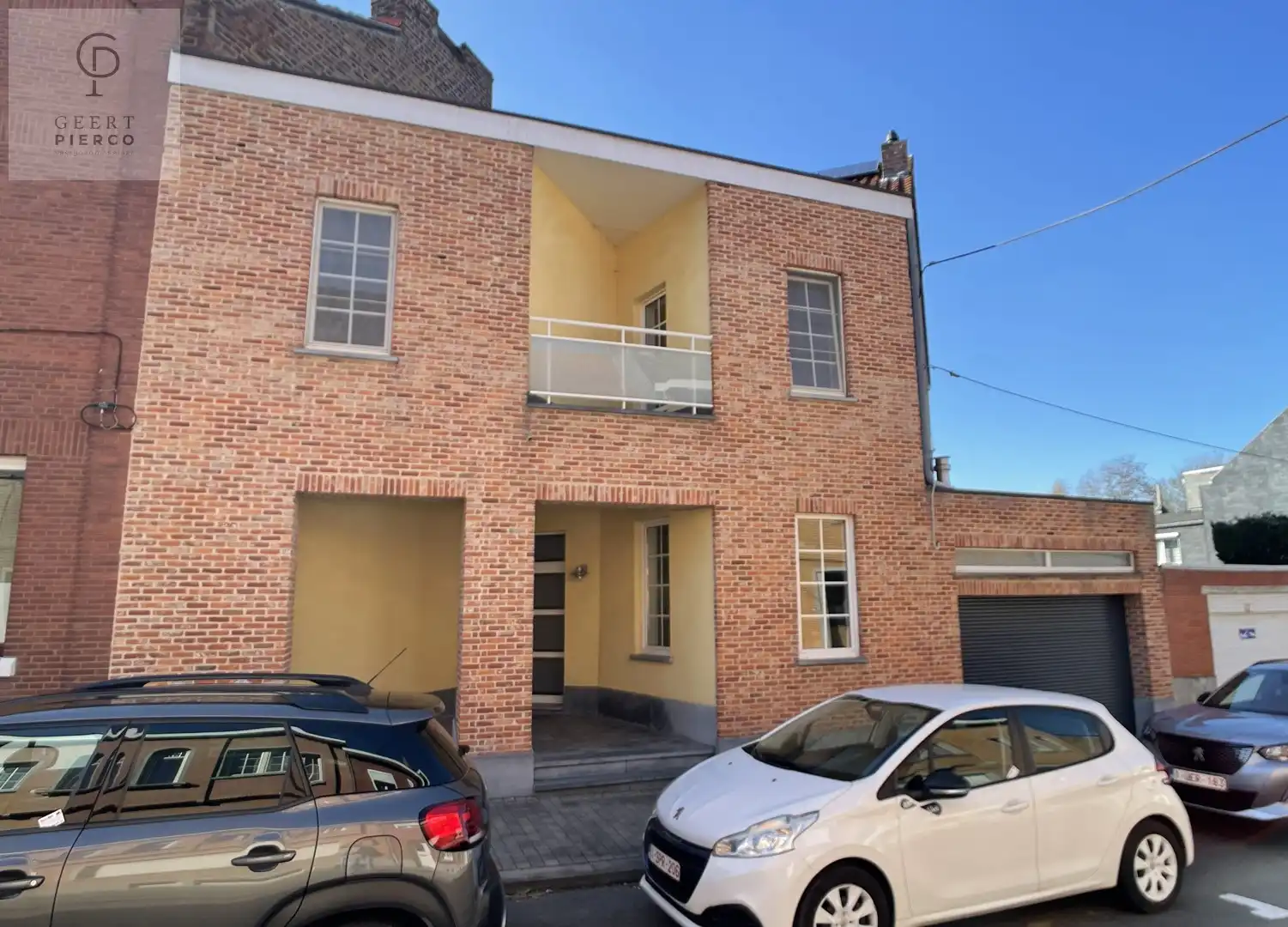 Hoofdfoto van de publicatie: Prachtige stadswoning volledig instapklaar, in het hartje van Landen