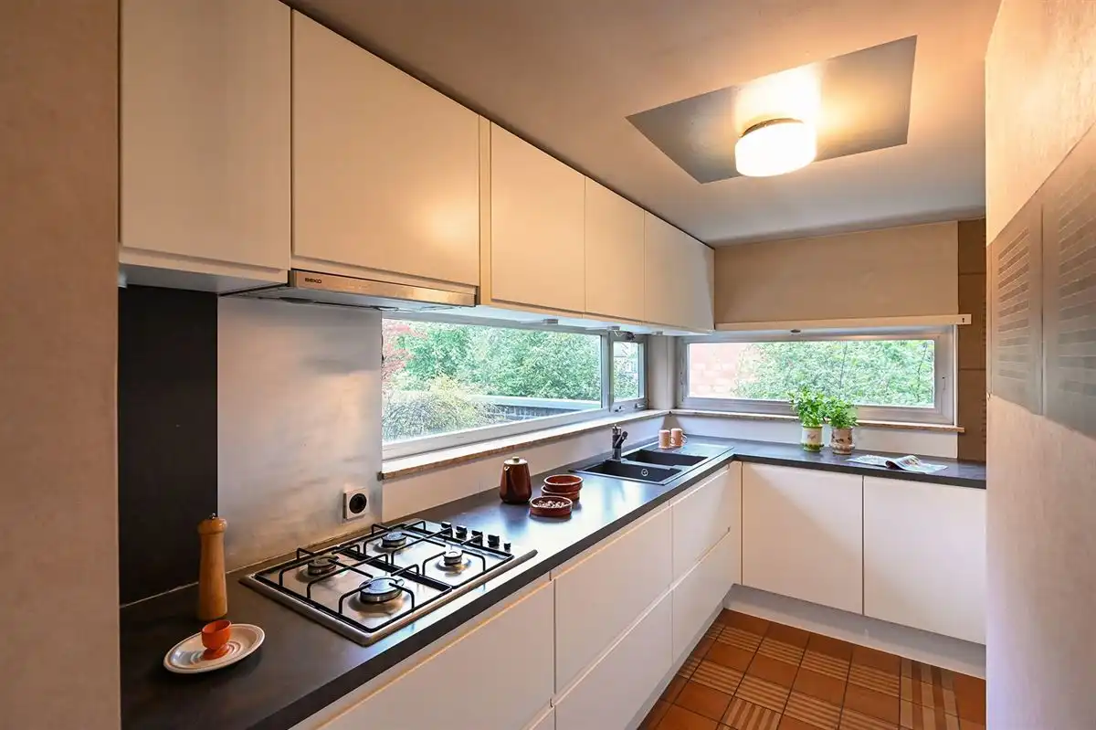 Ruime splitlevel woning met veel potentieel foto 7