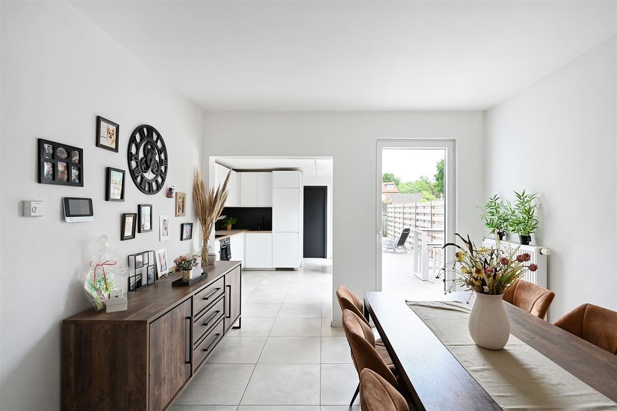 Lichte woning met diepe tuin foto 3