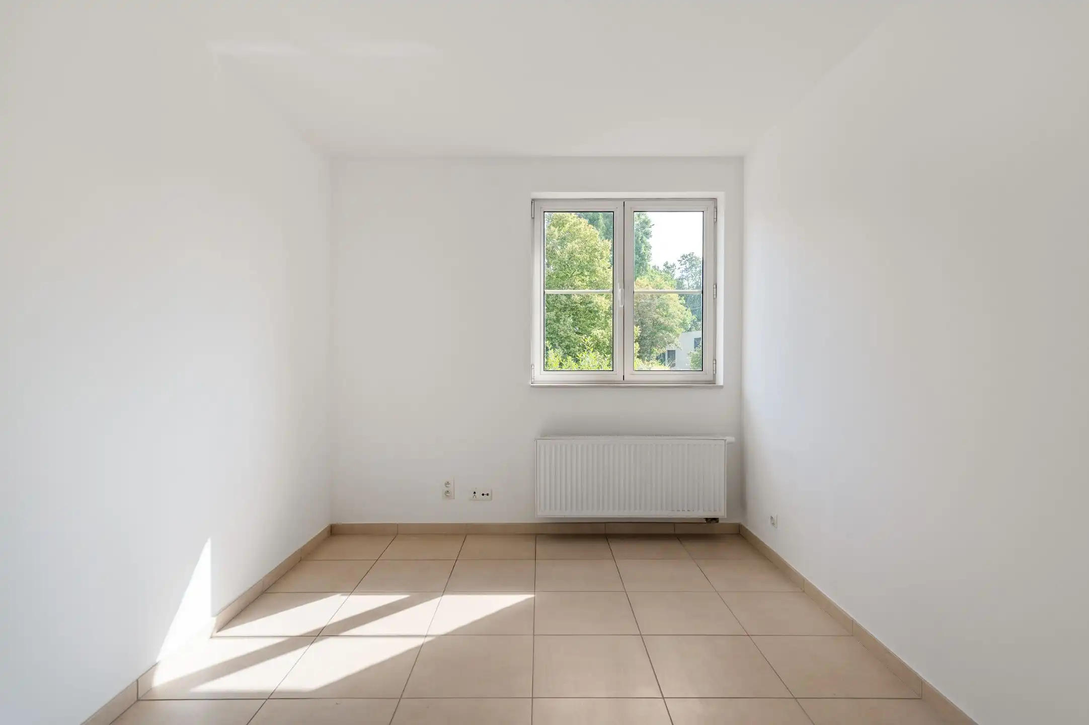 Ruim en energiezuinig wonen met zicht op groen in Ekeren! foto 17