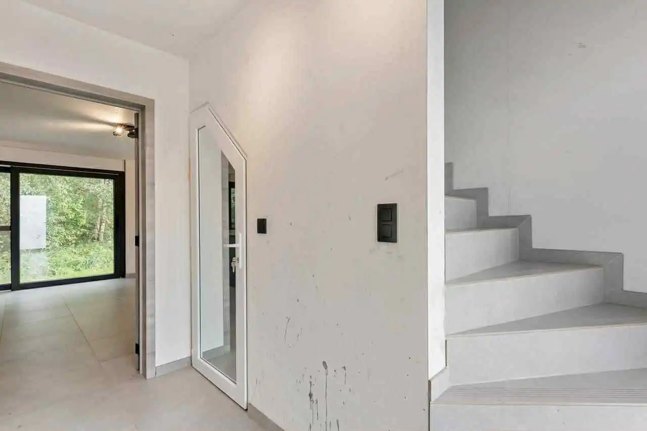 Nieuwe, energiezuinige open bebouwing in doodlopende straat. foto 9