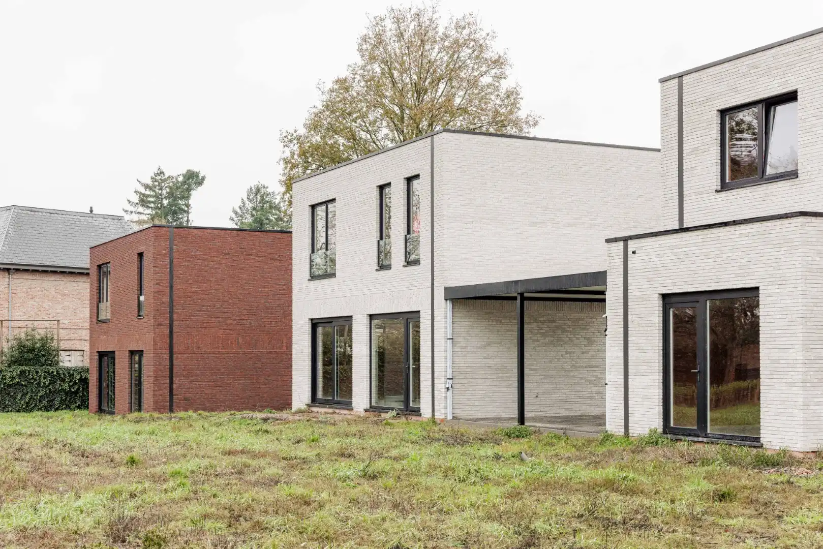 Energiezuinige moderne villa met 3 slpk’s en garage foto 8