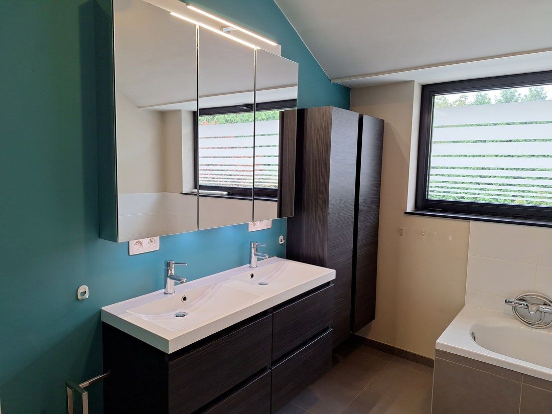 Prachtige eigentijdse woning in een groen kader foto 20