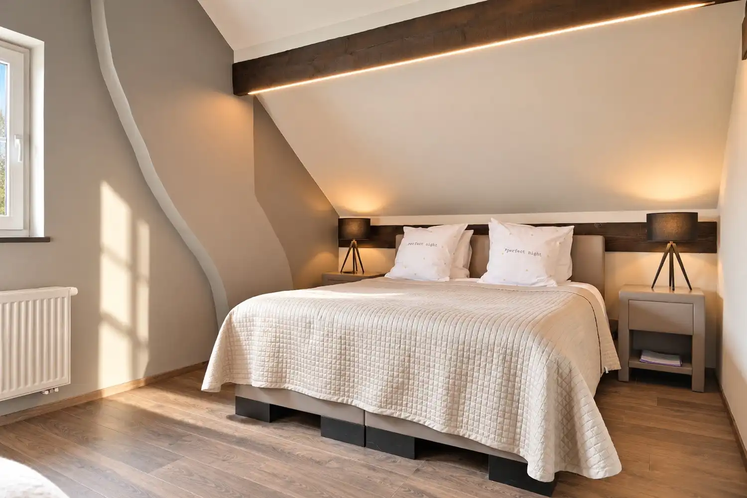 Royale, karaktervolle woning met 5 slaapkamers en 4 badkamers aan de grens met Maastricht foto 19