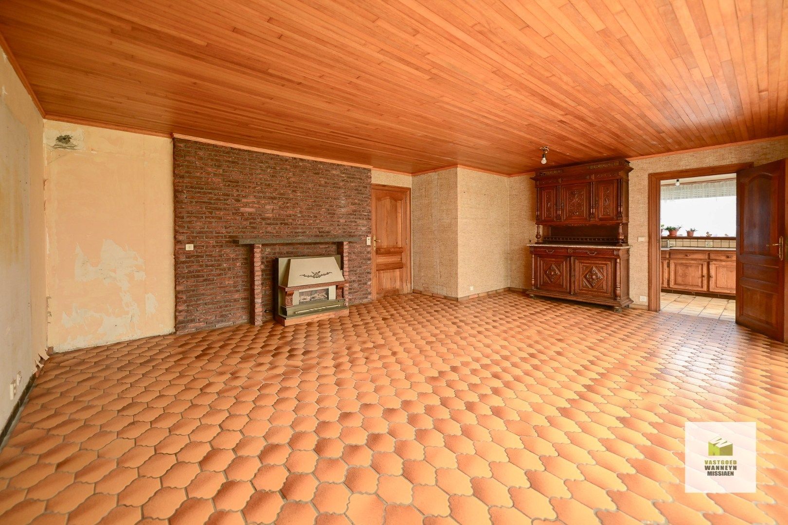 Te renoveren woning met 3 slaapkamers en zongerichte tuin op centrale ligging te Tielt foto 15