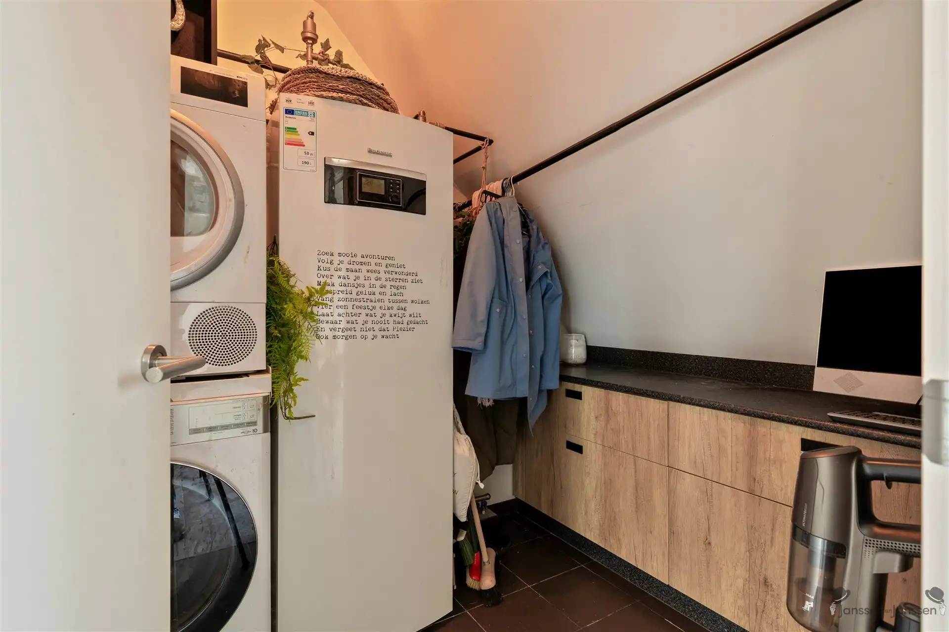 Ruim nieuwbouw appartement met 2 slaapkamers (bemeubeld)  foto 19