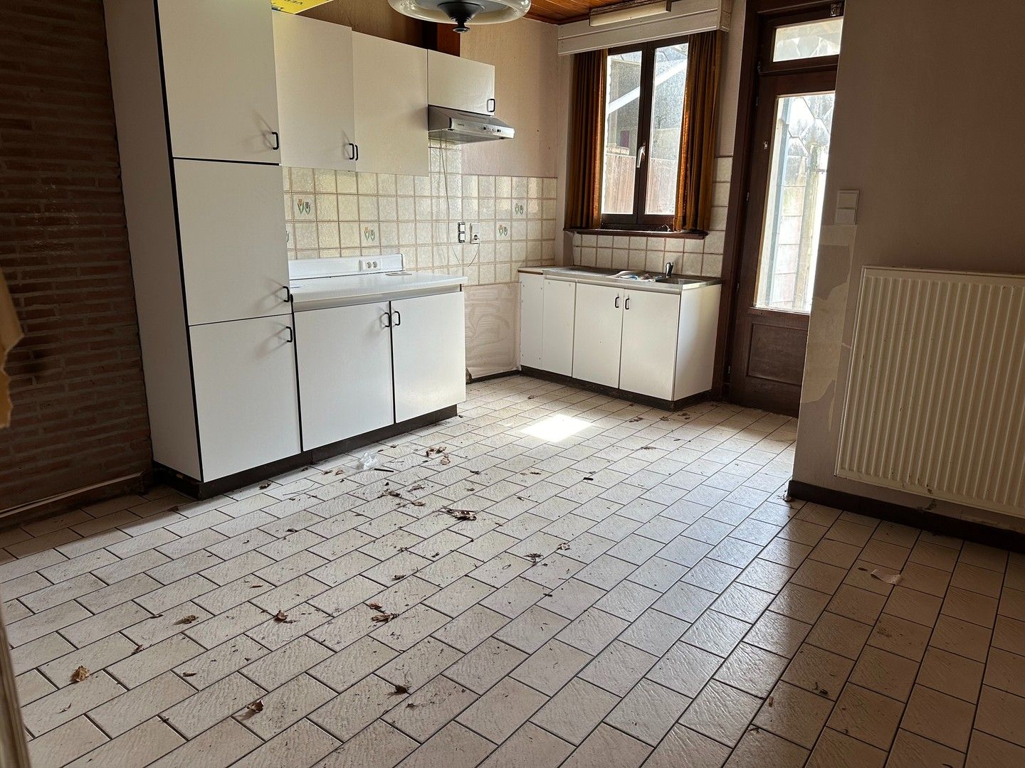 Te renoveren woning op 590m2 grond foto 6